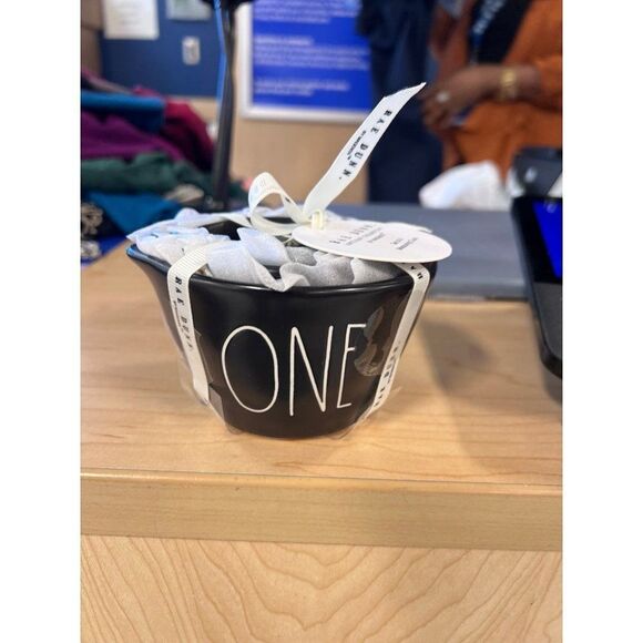 Rae Dunn black measuring cups - Picture 1 of 1